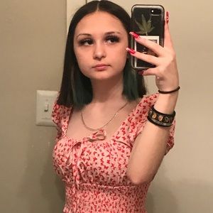 Meet your Posher, Tabitha